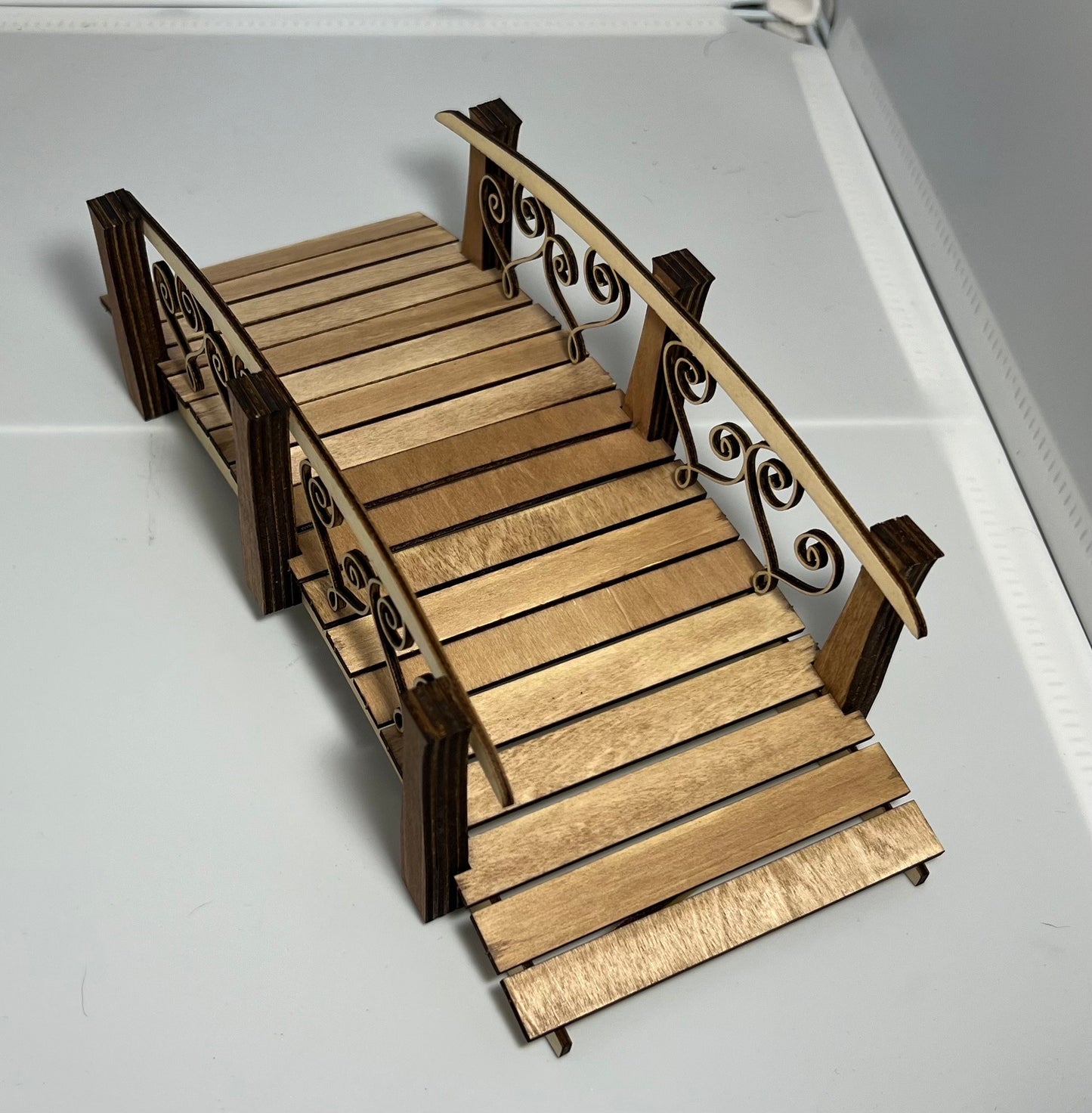 1:12 Garden Pond Bridge Hearts Assembled Basswood