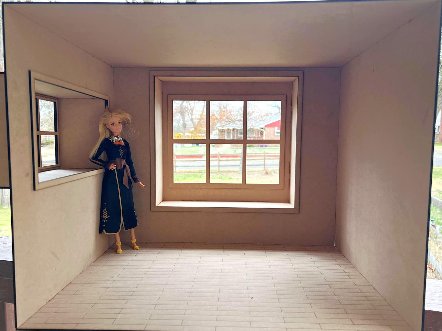 1:6 Dollhouse Roombox with Window Seat KIT